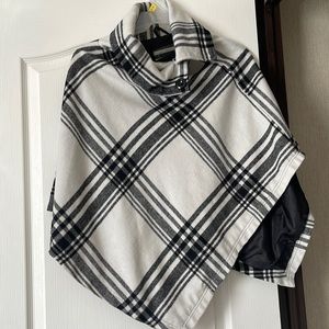 Cape coat pretty for winter